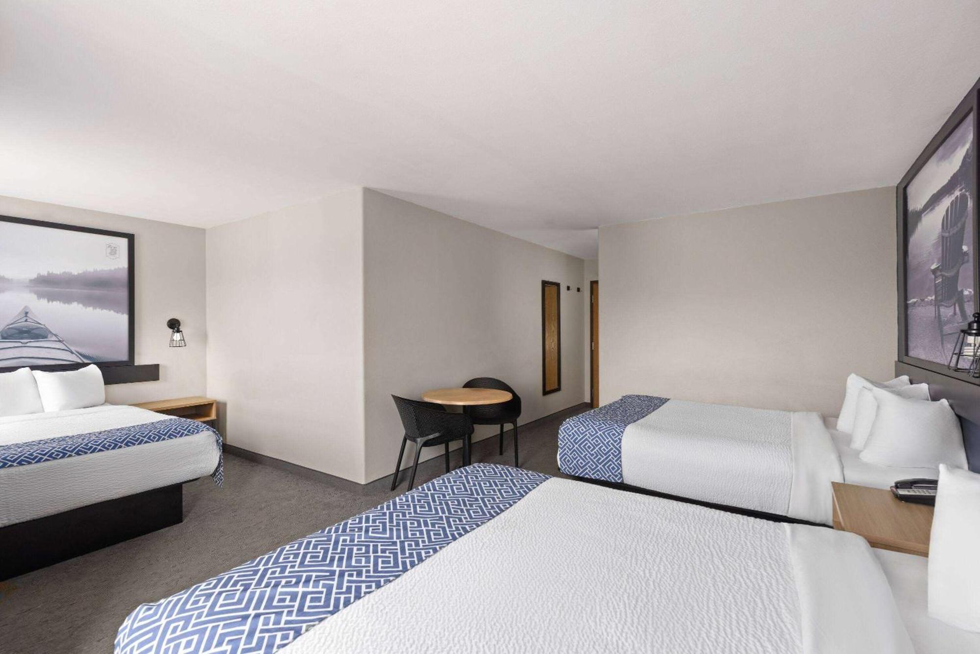 Hotel Super 8 By Wyndham St-Jerome Saint-Jérome Exteriér fotografie