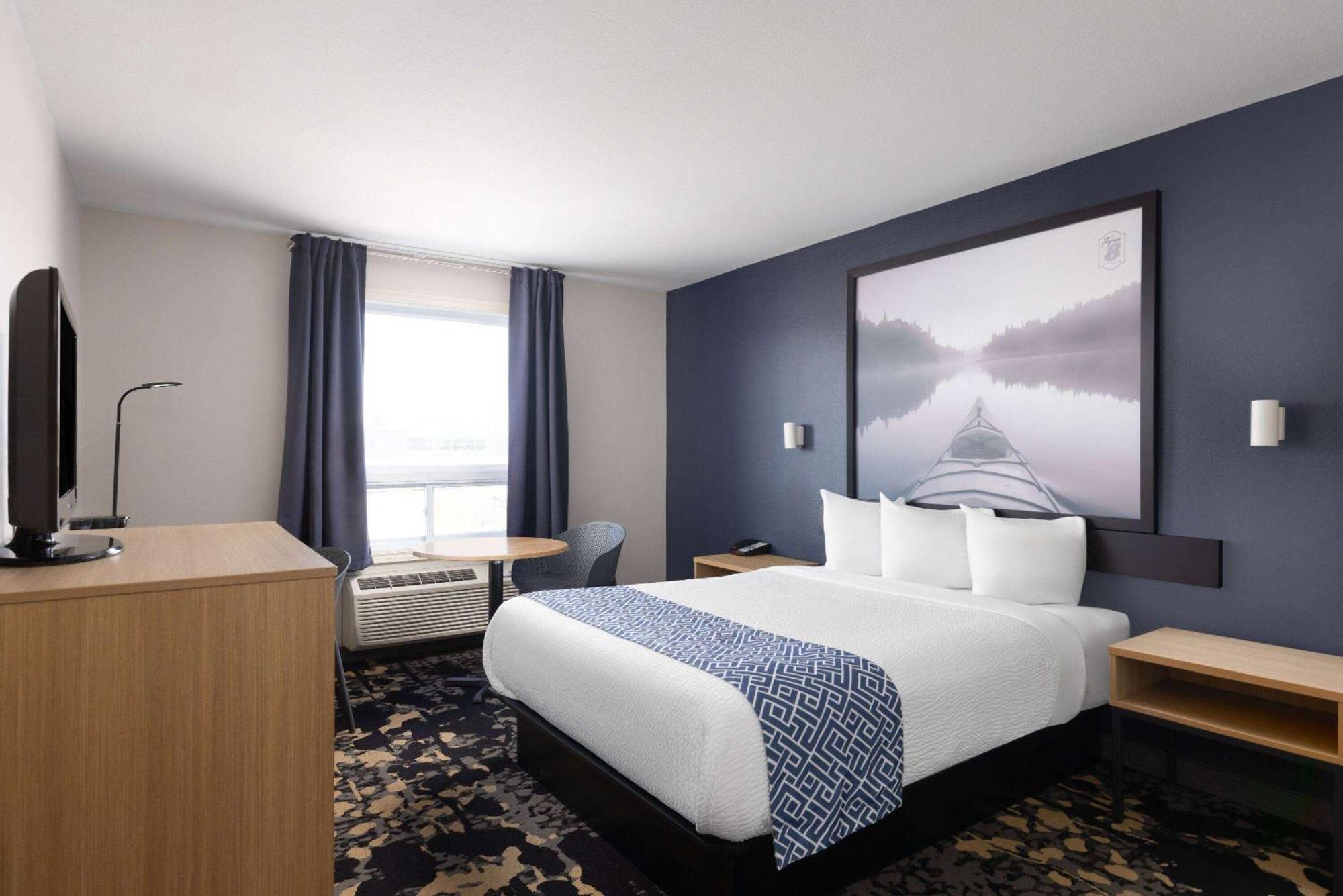 Hotel Super 8 By Wyndham St-Jerome Saint-Jérome Exteriér fotografie