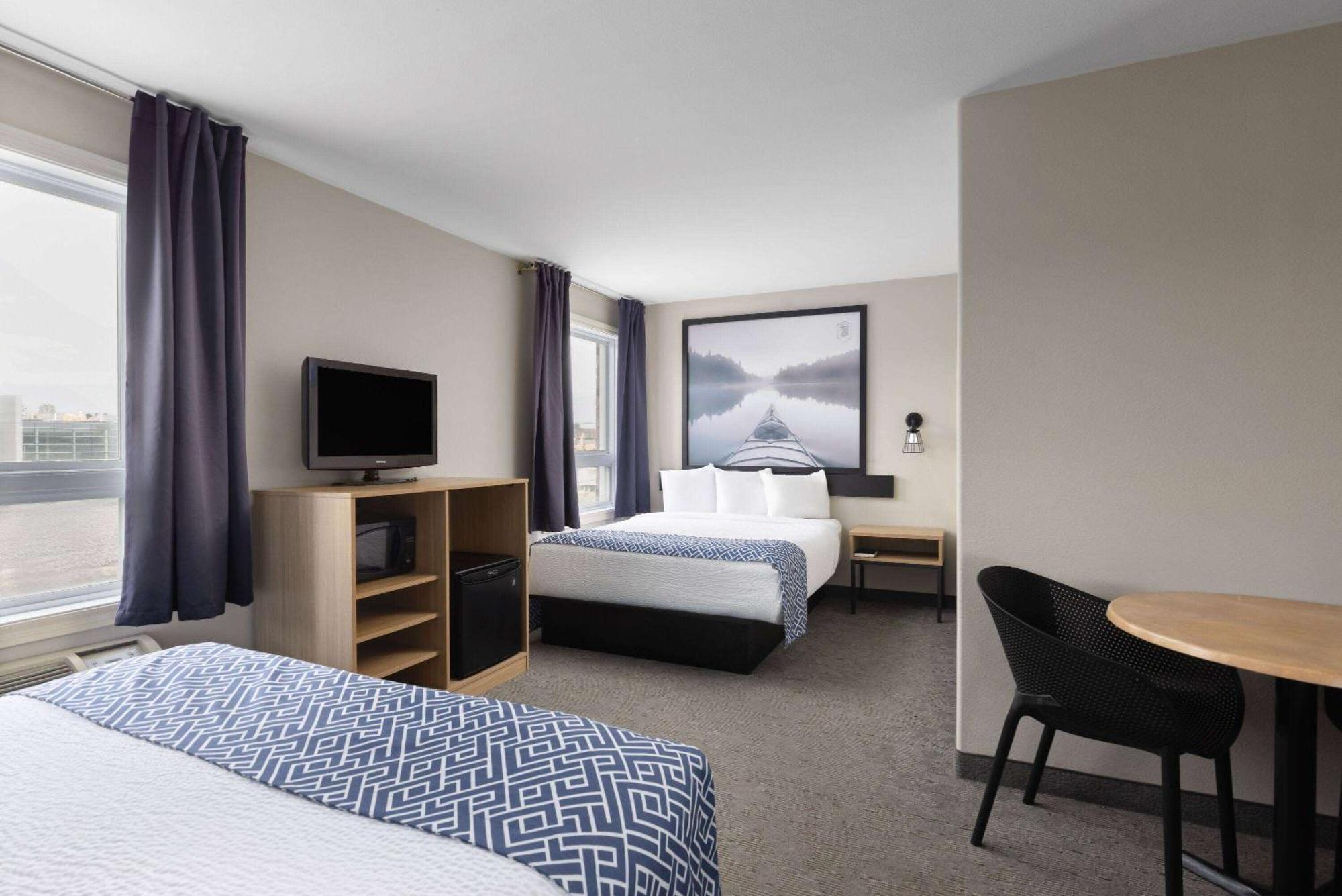 Hotel Super 8 By Wyndham St-Jerome Saint-Jérome Exteriér fotografie