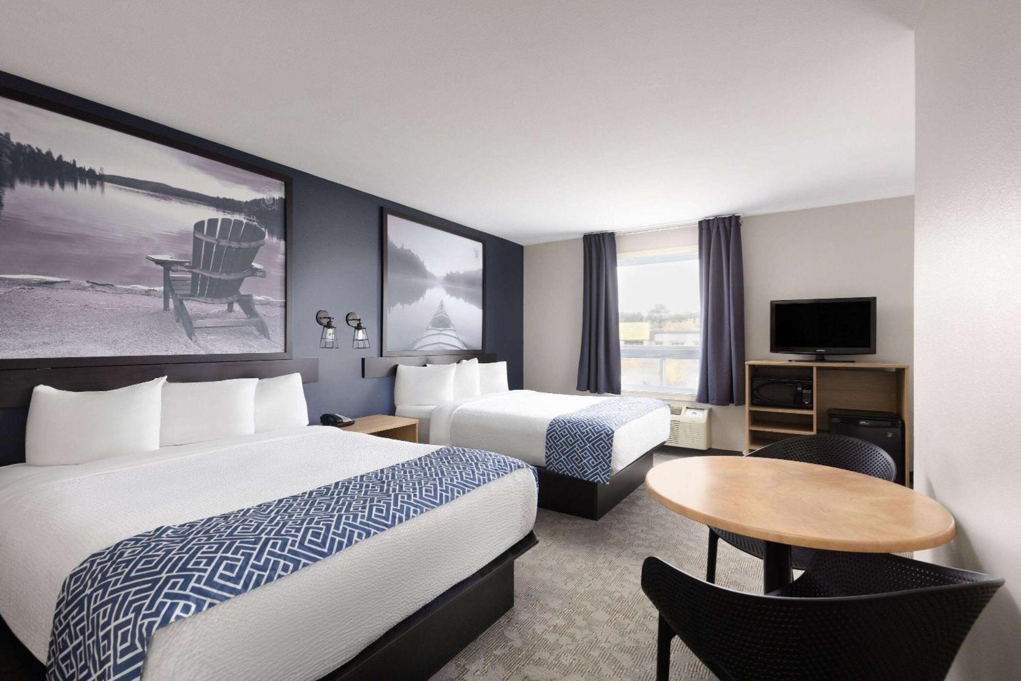 Hotel Super 8 By Wyndham St-Jerome Saint-Jérome Exteriér fotografie